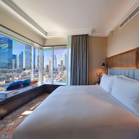 Hilton Frankfurt City Centre Frankfurt am Main Bagian luar foto Deluxe room